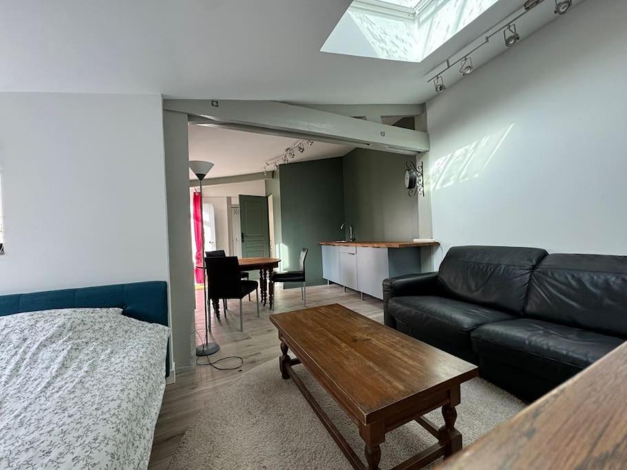 Petite Maison Independante Avec Parking Vétheuil Kültér fotó