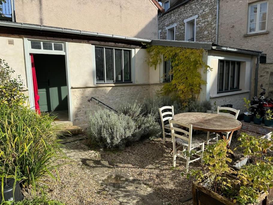 Petite Maison Independante Avec Parking Vétheuil Kültér fotó